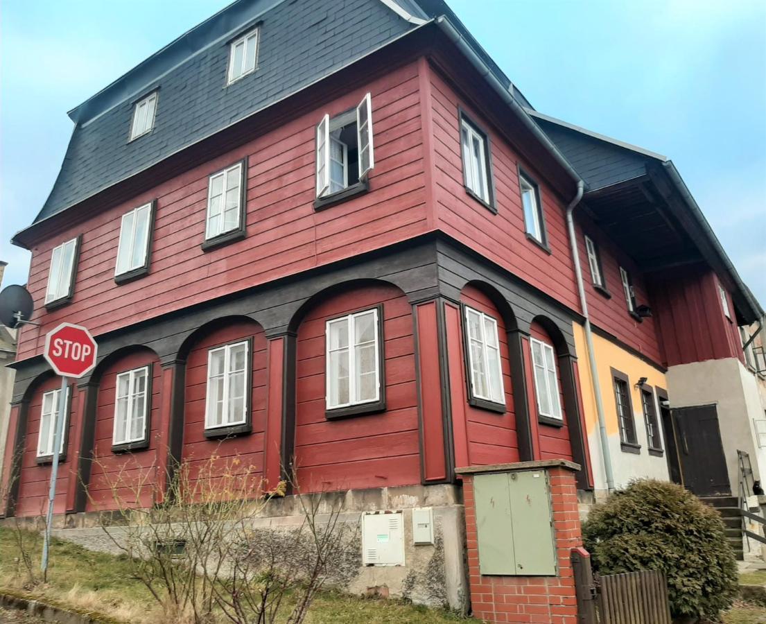 Jiřetínská Chaloupka Apartamento *